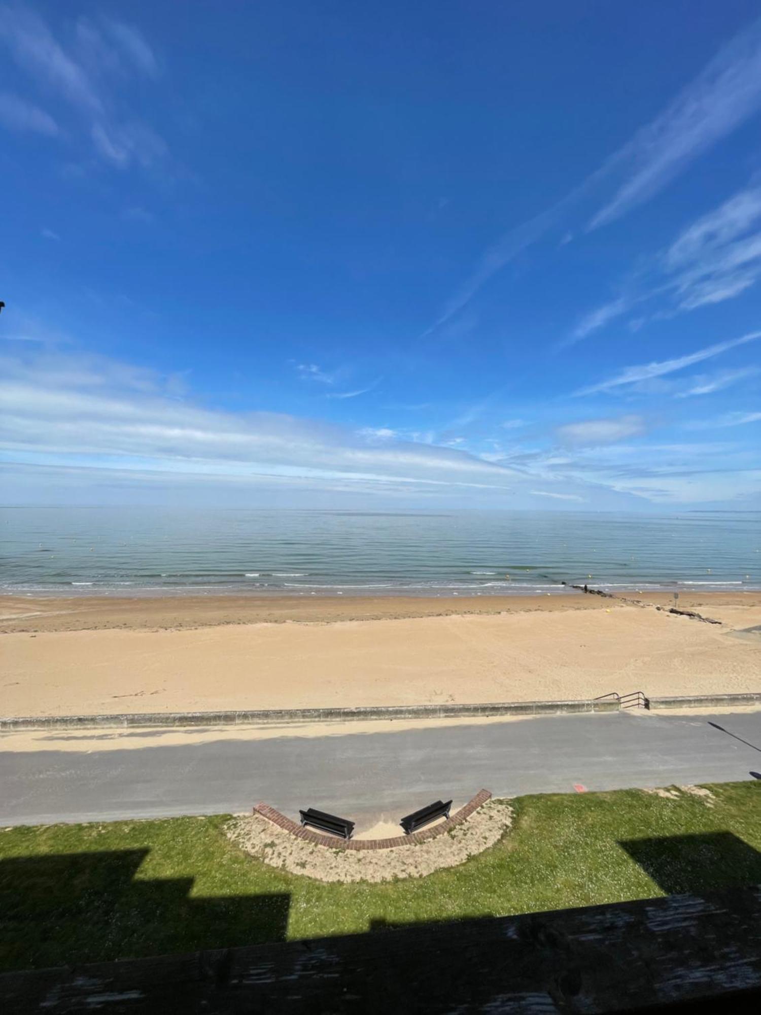 Appartement Vu Sur Mer กาบูร์ก ภายนอก รูปภาพ